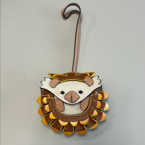 RARE! Tory Burch Brown and Yellow Hedgehog AirPod Case/Bag Charm - Picture 1 of 10